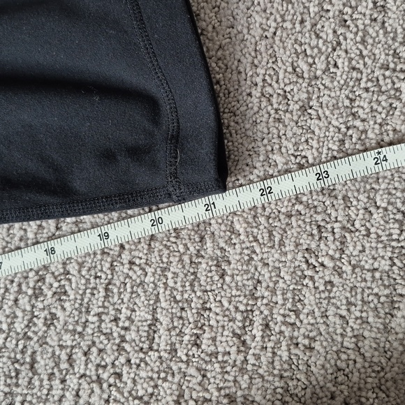 Lululemon Black Cropped Ankle Pants Size 6 - Picture 7 of 8
